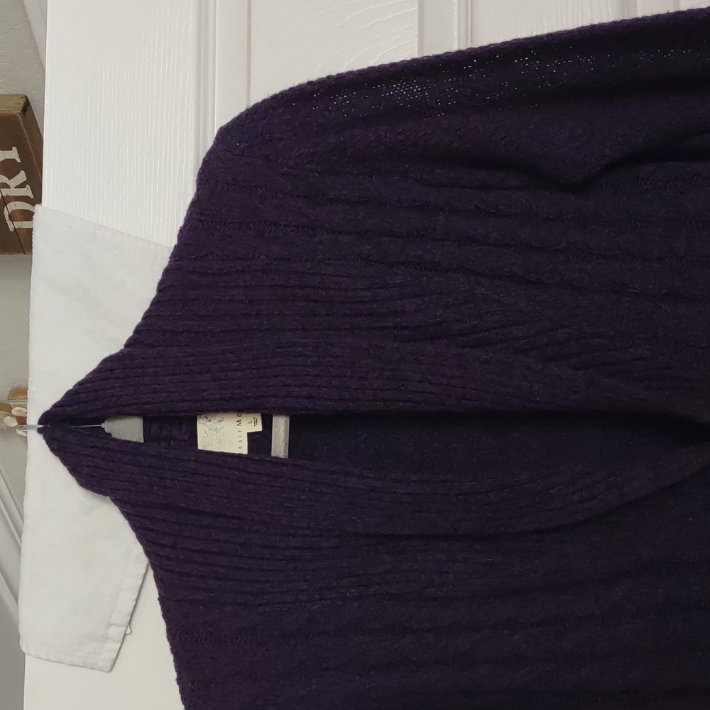Debbie Morgan sweater - Picture 3 of 8